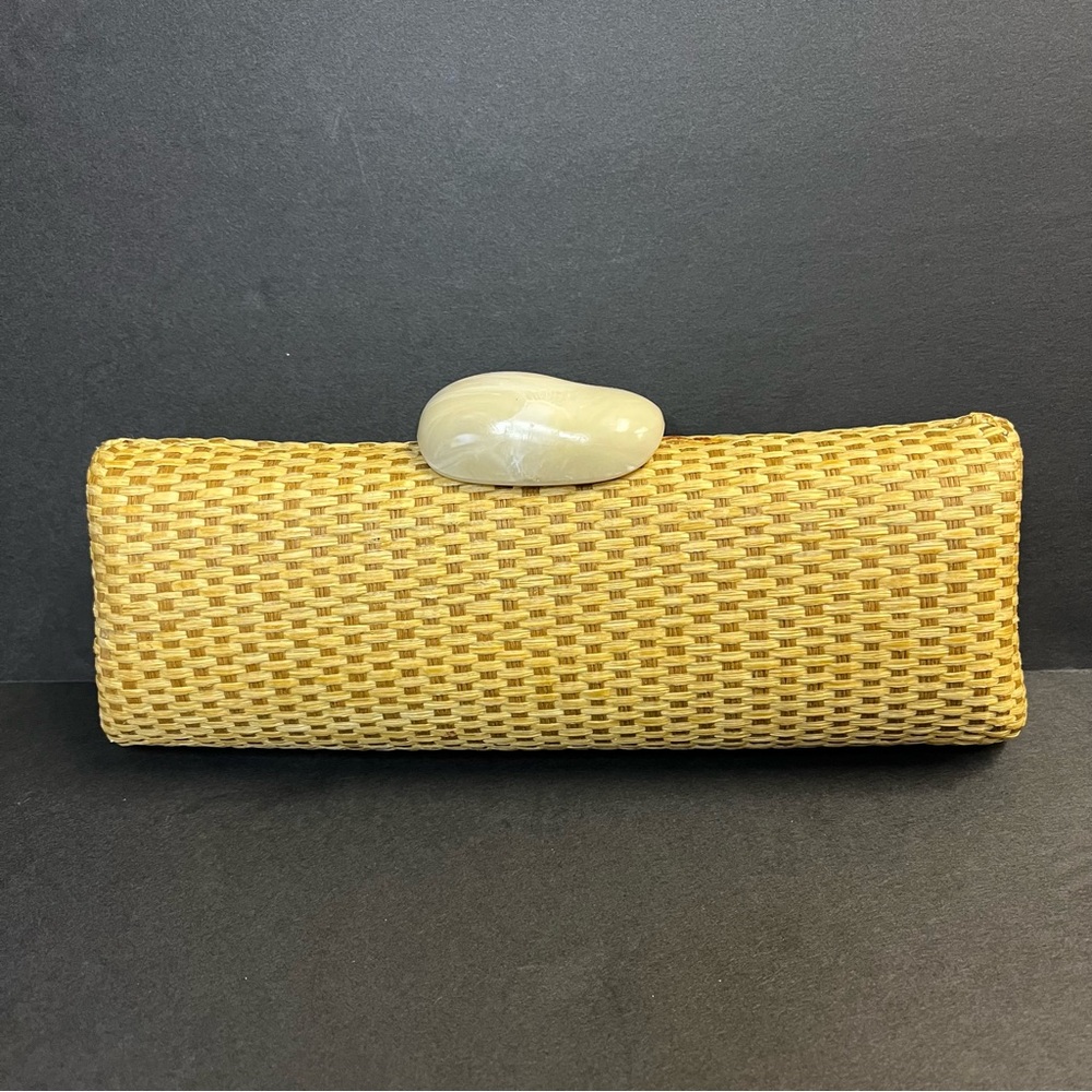 Straw Clutch/Eye Glasses Case w/ a Marbled Top Clasp Closure